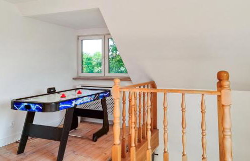 7 Bedroom Lovely Home In Szalstry - Foto 7