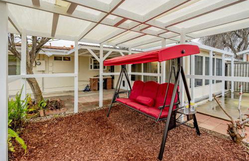 Peaceful Family Home with 3 Bedrooms and 2 Bathrooms - Photo 44