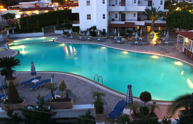 Coliseum Studios & Apartments - Foto 13