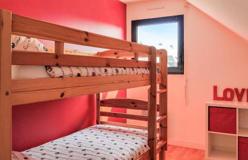 Gorgeous Home In Saint-Germain-Sur-Ay - Foto 27