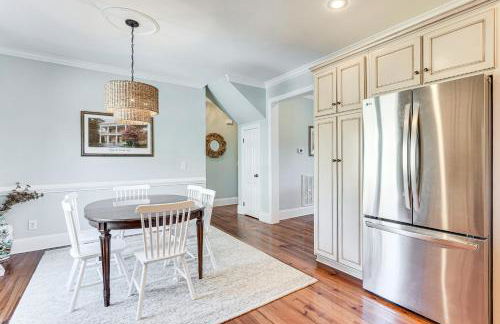 Summerville Historic Bungalow with Hot Tub - Foto 9