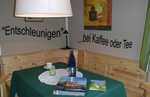 Klaus Jensen , Unter den Linden - Foto 26