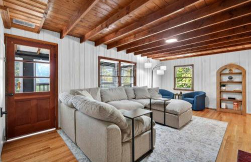 Cabin w River Access Fire Pit Grill WiFi & More - Foto 10