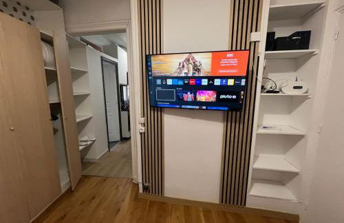 APPARTEMENT AU CŒUR DE MARAIS DANS CENTRE de PARIS - Photo 2