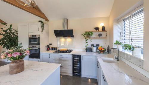 Lodge Barn Annexe - Photo 5, stove, dishwasher, toaster