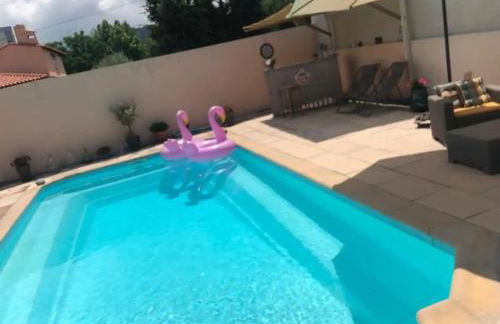 Studio indépendant, piscine & jardin en centre-ville - Foto 9