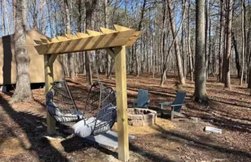 The Snug Nest Nestled in Canopy Woods - Foto 11