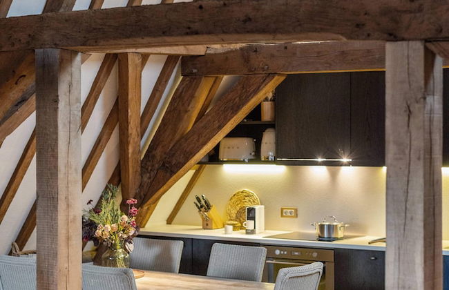 Beautiful and Authentic Penthouse in Bruges Center - Photo 3