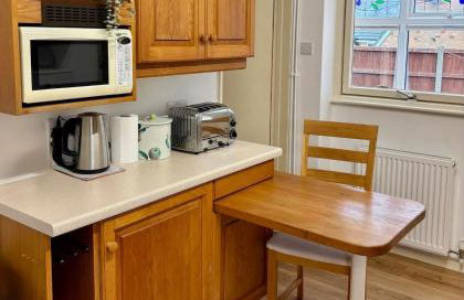 Charming Oxfordshire Bungalow with Parking - Foto 16