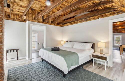 Spacious Home with Game Room - 9 mins from Cedar Point - Foto 11