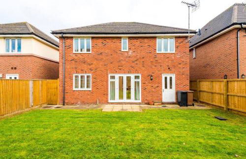 Luxurious Cosy 4BR Home Cheshire - Photo 19