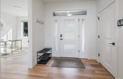 *NEW* Canyon View Dream Retreat + Views +Anchorage - Photo 15