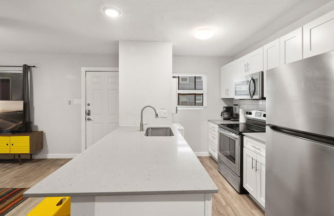 Stylish 2BR Near UT Hyde Park Evonify - Foto 19