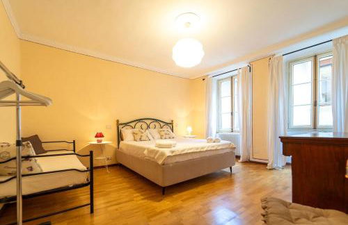 Vintage Home in the hamlet with lake view - Photo 14