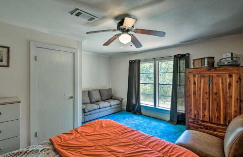 Secluded Baton Rouge Area Hideaway with Lawn! - Foto 16