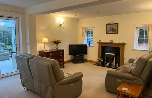 Carpenters Cottage - Photo 10