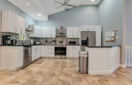 Luxury Lake Front Camelot Villa - Foto 9