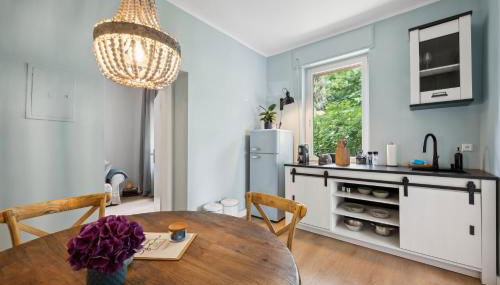 Altstadt Apartment am Wasser mit großem Garten - Photo 2