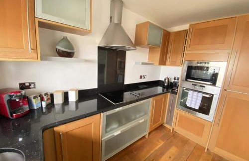 Beach Front APT with Stunning Sea View - Foto 13