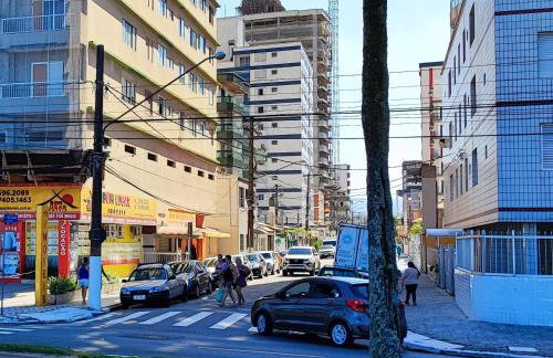 Cond Renata IV - Apto 02 dorm - 150mts Praia com Wi-fi 500Gb gratuito - Foto 63