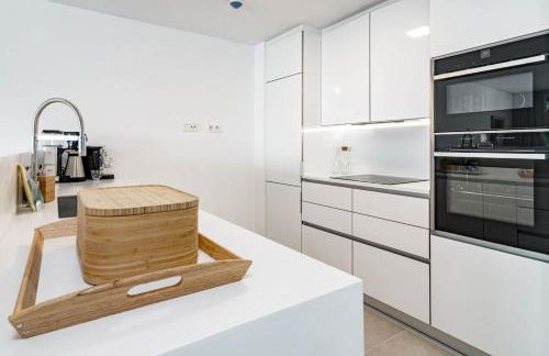 CAH - Large terrace indoor pool and gym - Photo 17