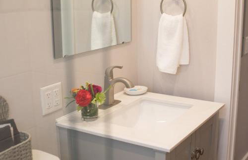 Eclipse Hot tub and billiards in Downtown Geneva - Foto 22