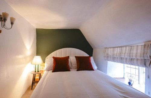 Family-Friendly Cotswolds Cottage with Log Burner, Garden, Sleeps 6 - Foto 2