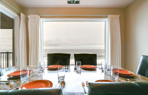 Lincoln City Condo Pool Access, Walk to Beach! - Foto 1