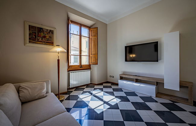 YiD elegant near tramvia - Photo 17