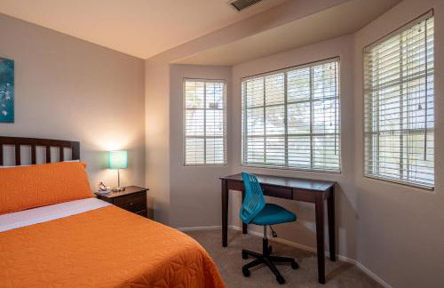 Coachella Chill: Luxury 4BR/4King Paradise Retreat - Foto 57