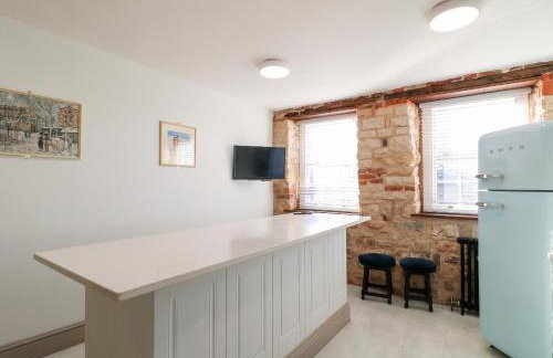 Mill View Duplex - Photo 13