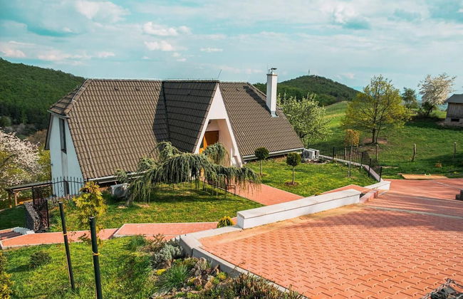 Captivating 3-bedrooms Cottage in the Hills - Foto 39