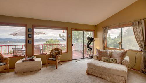 Spacious Kelseyville Home with Large Lakefront Deck! - Foto 5