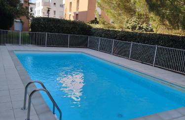 L'essentiel, proche stade, Clim, parking, piscine - Foto 17