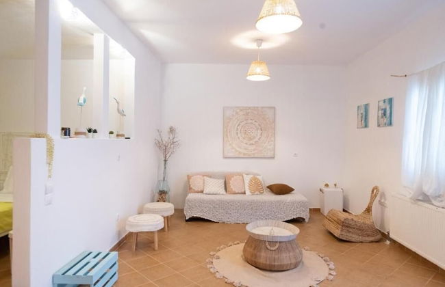 Dreamscape 3-Bedroom Mykonos Hideaway - Photo 21