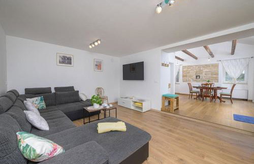 Villa Dobrila by IstriaLux - Photo 4