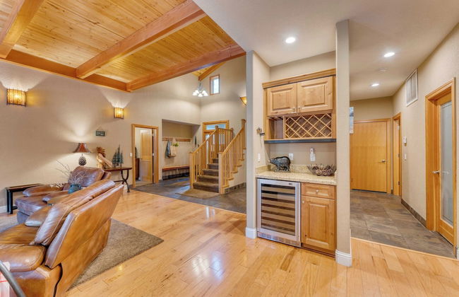 Luxe All-season Retreat by Avantstay Prime Location, Near Skiing - Foto 12