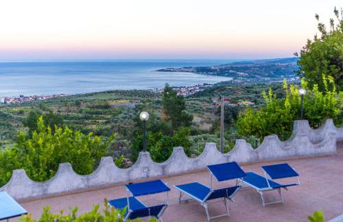 Villa Amare-Jacuzzi panorama private parking - Photo 1