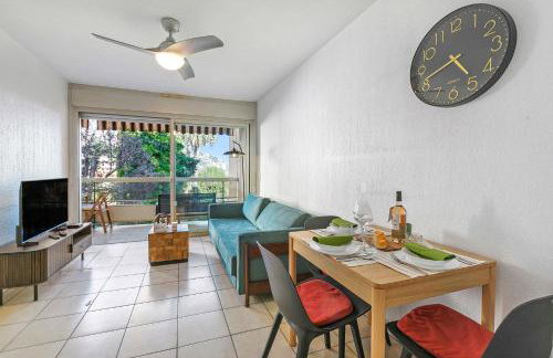 Porte De France - Apartment with Terrace - Happy Rentals - Foto 12