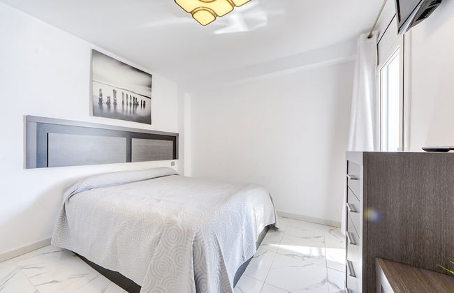 Apartment in Roses With Stunning Beachfront Views - Photo 4