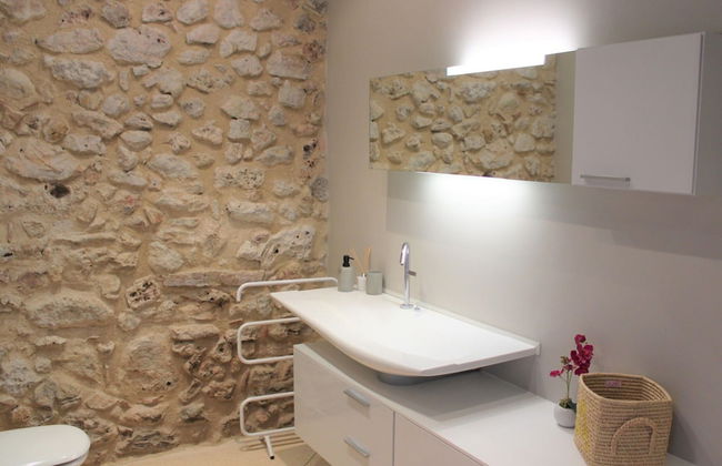 Holiday Home in Bagnols-en-foret With Pool - Photo 24