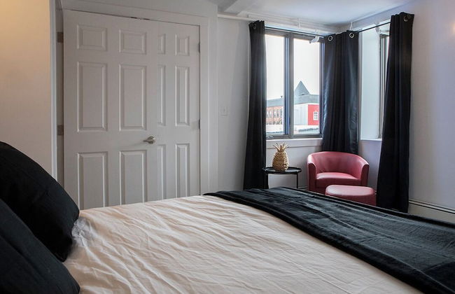 Cameo Hotel and Suites - Photo 28