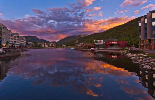 Studio in Lakeside Village, Updated Kitchen & Bath apts - Foto 32