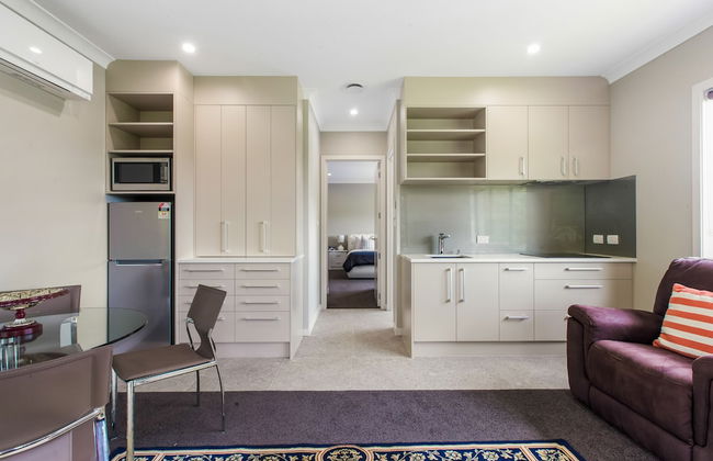 Luxe Whitford Mansion - Pool & Tennis Court - Photo 21