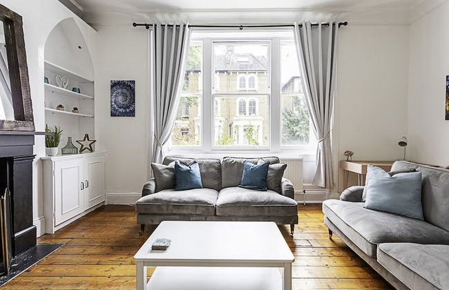 Clapham Charm: 2-bedroom Beauty - Foto 12