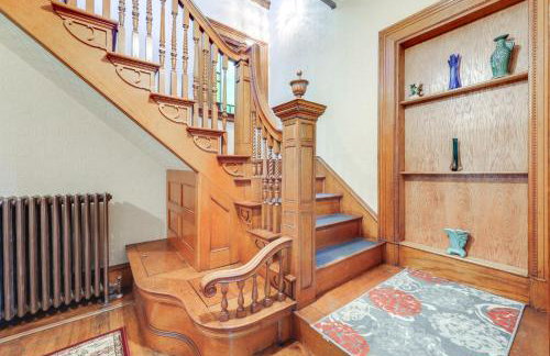 2-Acre Property Victorian Home in Brownville! - Foto 16