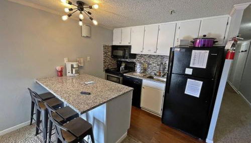 Stroll to Slopes, Village Area, Ski in-out MtLodge 237 - Foto 4