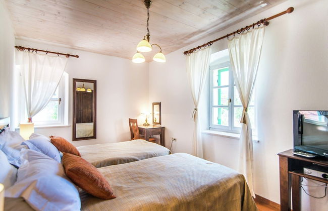 Authentic Villa With Pool on the Island of Brac, Near the Beach - Foto 5