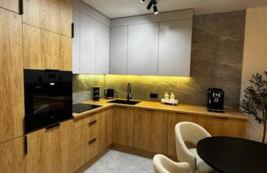 Family & Business Apartments PREMIUM No1 - 1 Bedroom with Private Jacuzzi, Balcony, Parking - Photo 43