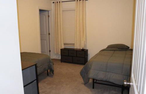 Convenient Remote-friendly suburban oasis - Foto 4